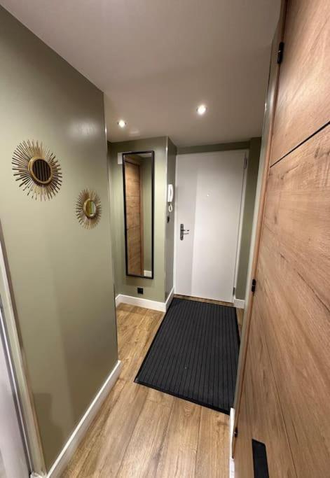 Le Briand Appartement 4Etoiles Nancy Thermal Cosy Avec Terrasse Wifi Exterior foto